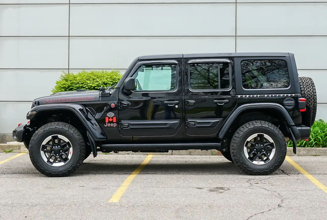 Jeep Wrangler photo Jeep Wrangler