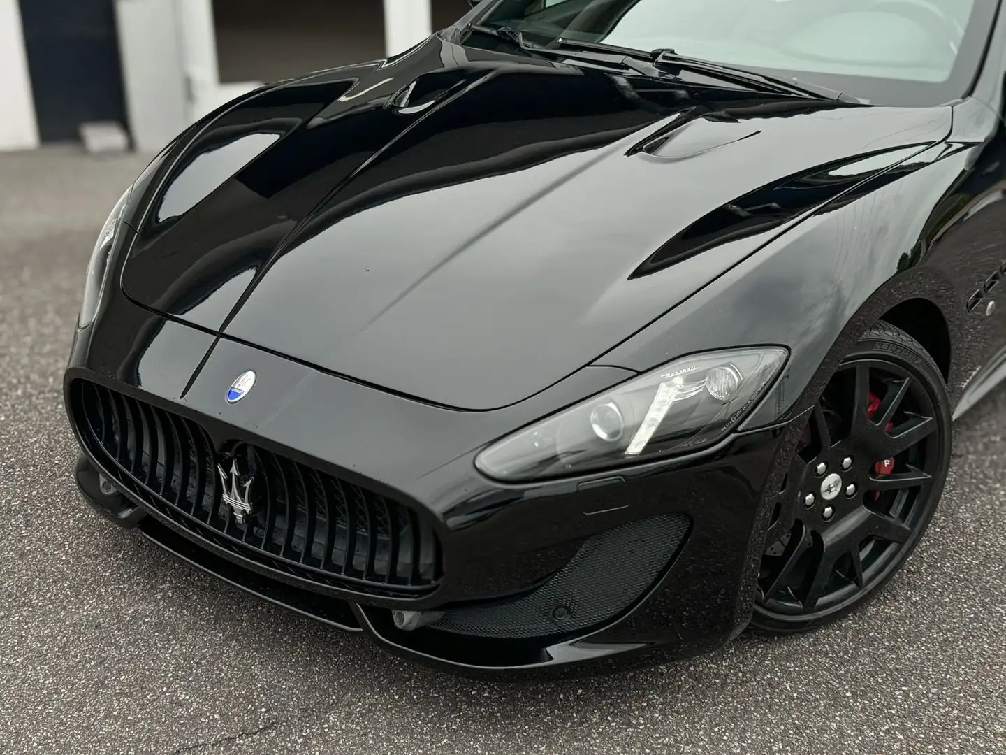 Maserati GranTurismo Sport *ABGASANLAGE / LEDER / TOP* Noir - 2
