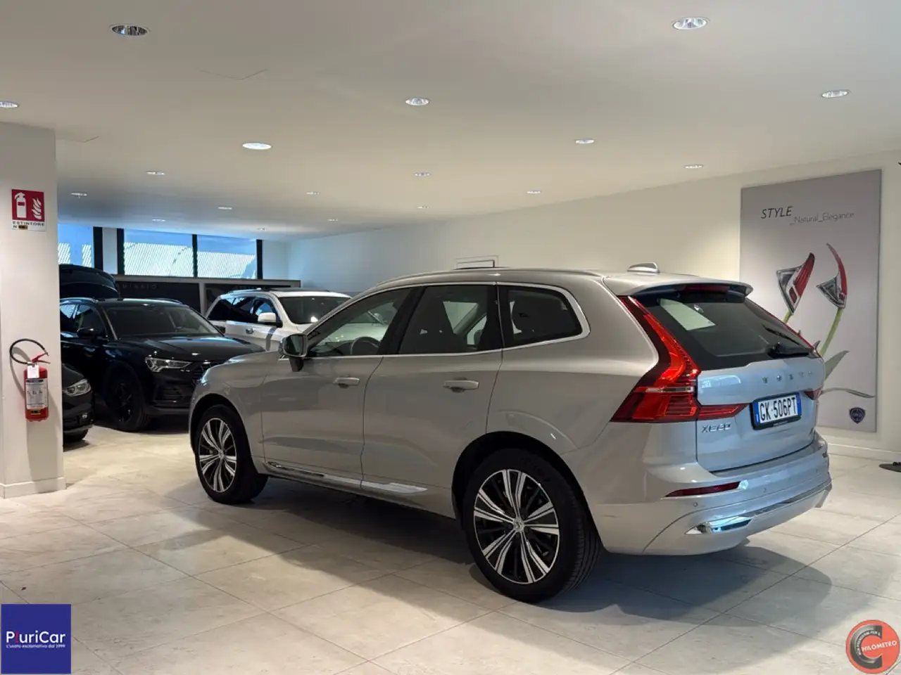 2022 Volvo XC60 B5 (d) AWD auto Ultimate Bright Tetto Pelle 20”, photograph 6