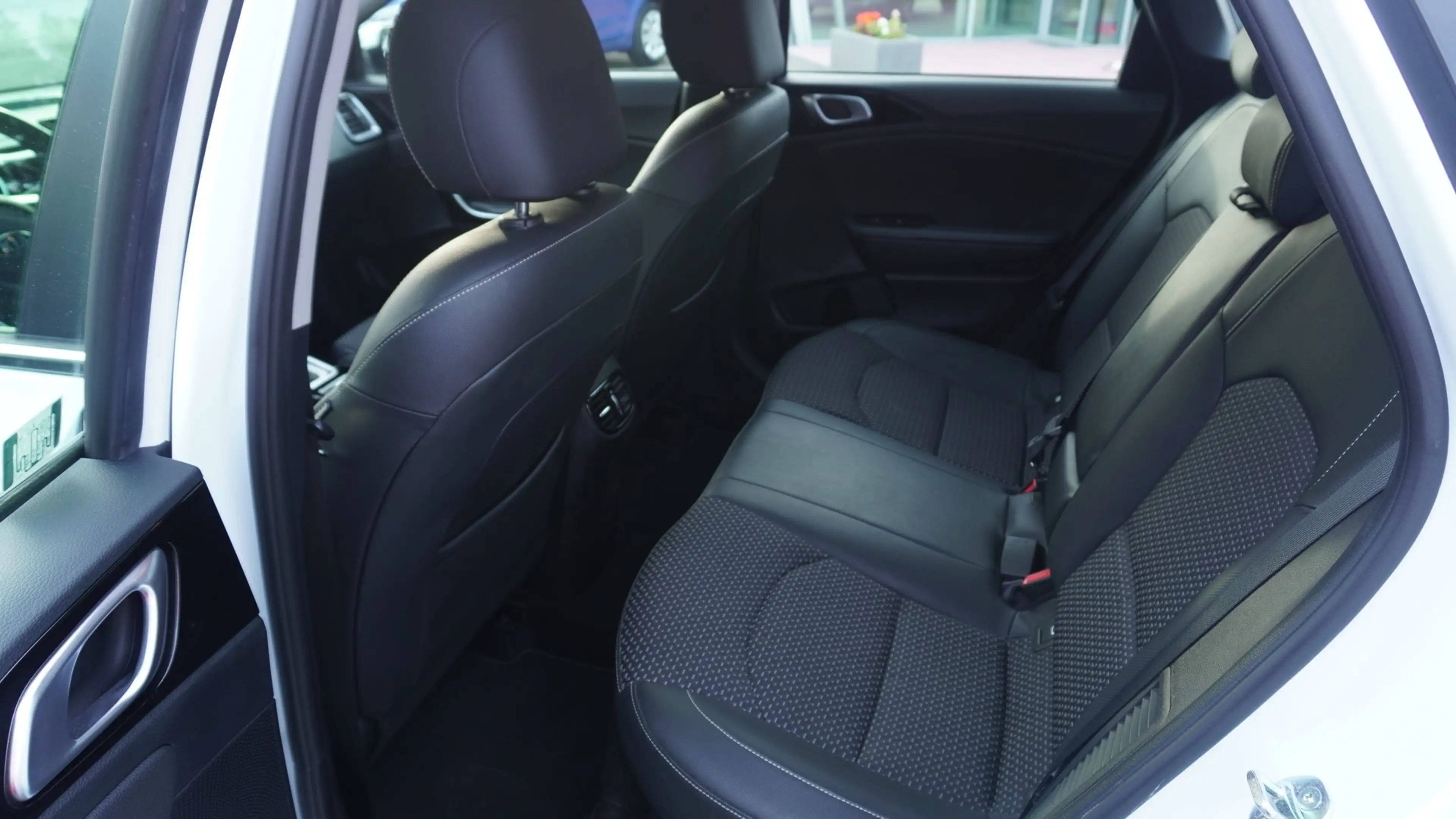 Kia Ceed SW / cee'd SW Ceed SW 1.6 Plug-in Hybrid Spirit ACC AHK Memory — photo 10