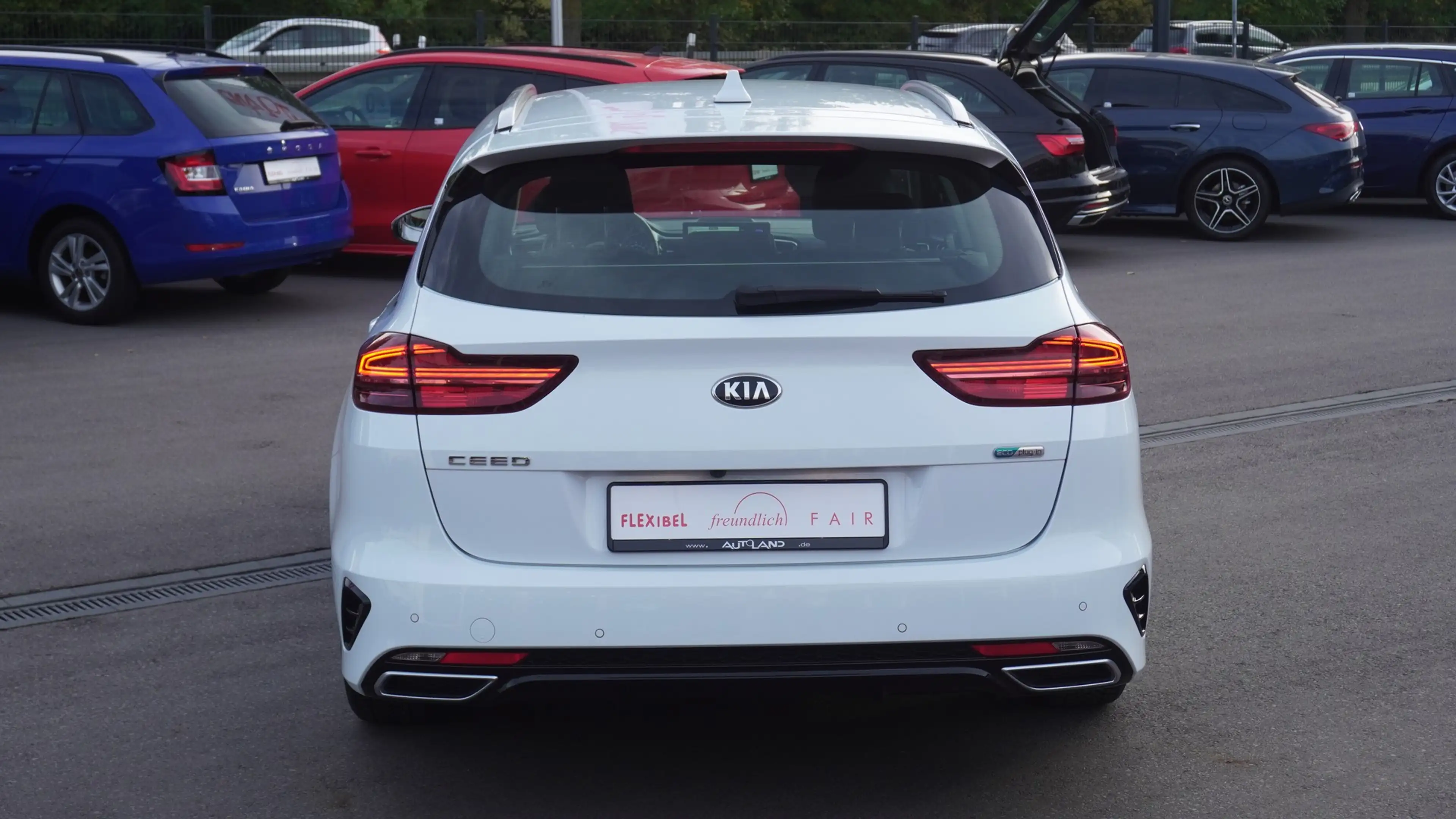 Kia Ceed SW / cee'd SW Ceed SW 1.6 Plug-in Hybrid Spirit ACC AHK Memory — photo 6