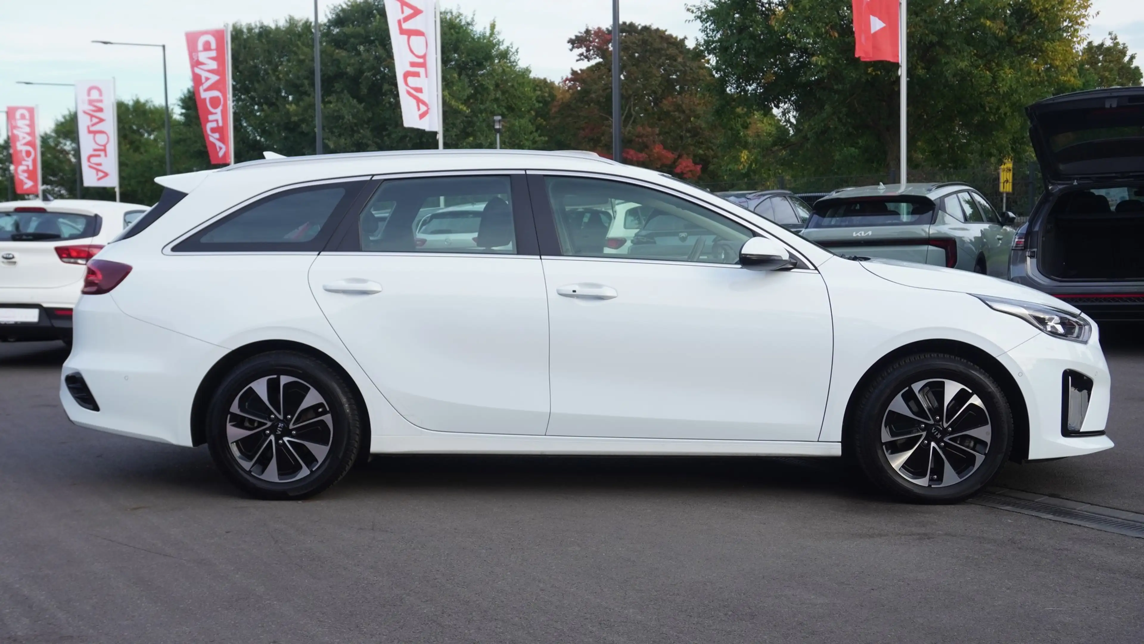 Kia Ceed SW / cee'd SW Ceed SW 1.6 Plug-in Hybrid Spirit ACC AHK Memory — photo 4