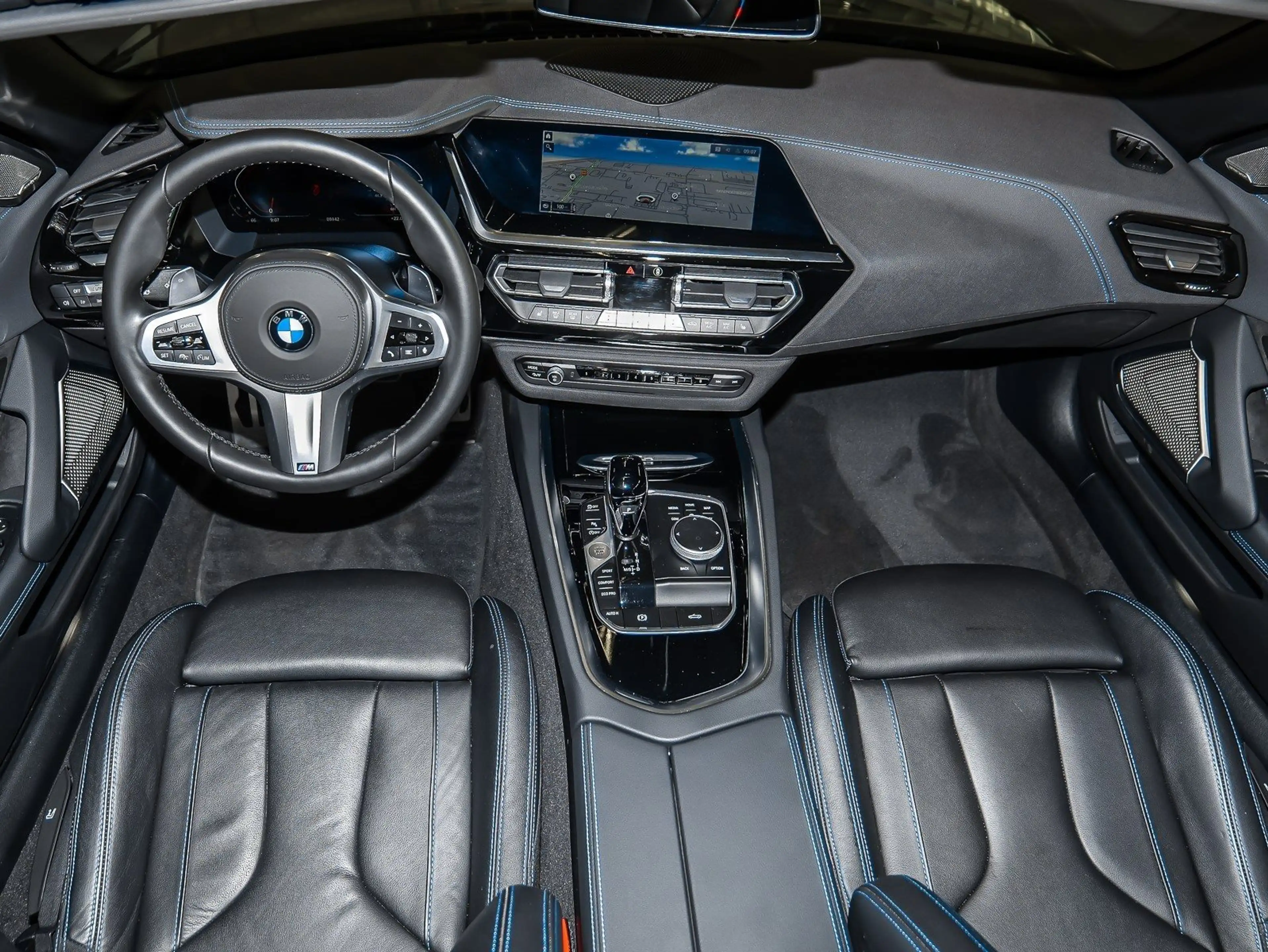 BMW Z4 sDrive20i M Sport ACC RFK NAVI LED PDC V+H — photo 3