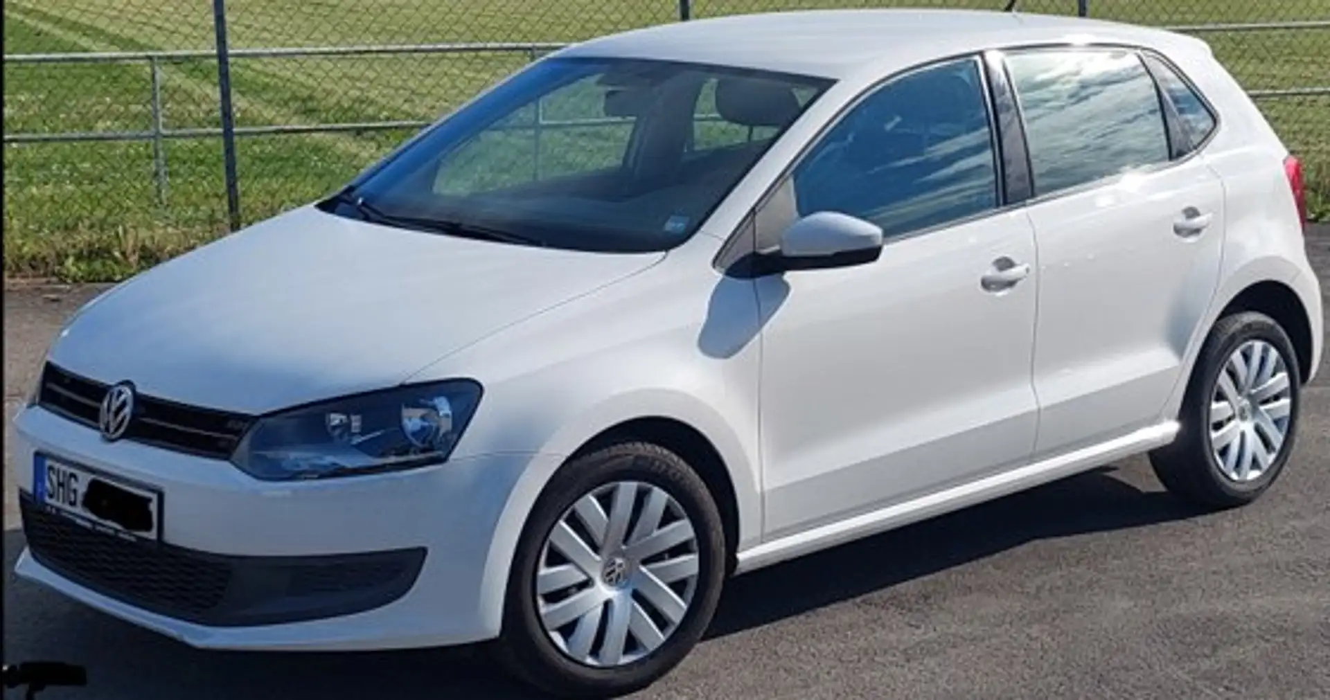 Volkswagen Polo Polo 1.6 Bifuel Trendline White - 2
