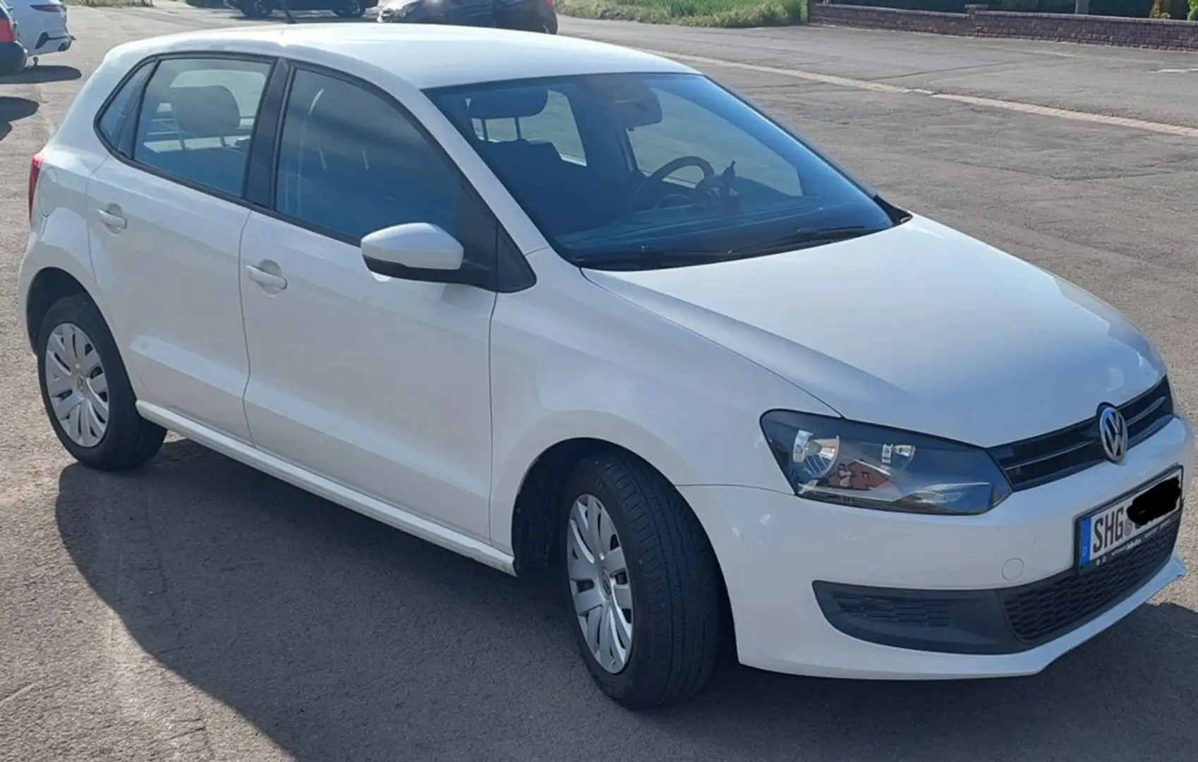 Volkswagen Polo Polo 1.6 Bifuel Trendline White - 1