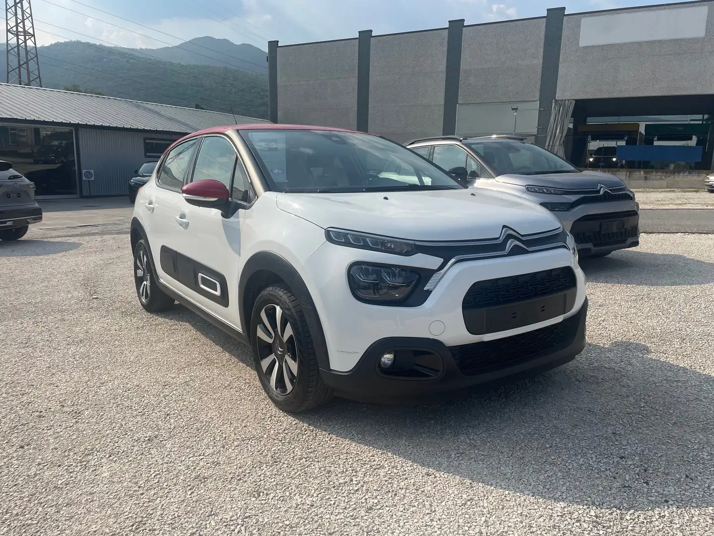 Citroen C3 1.2 PureTech Shine Pack Blanco - 2