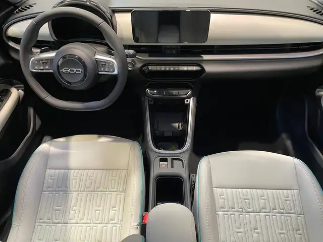 Fiat 600 view 6