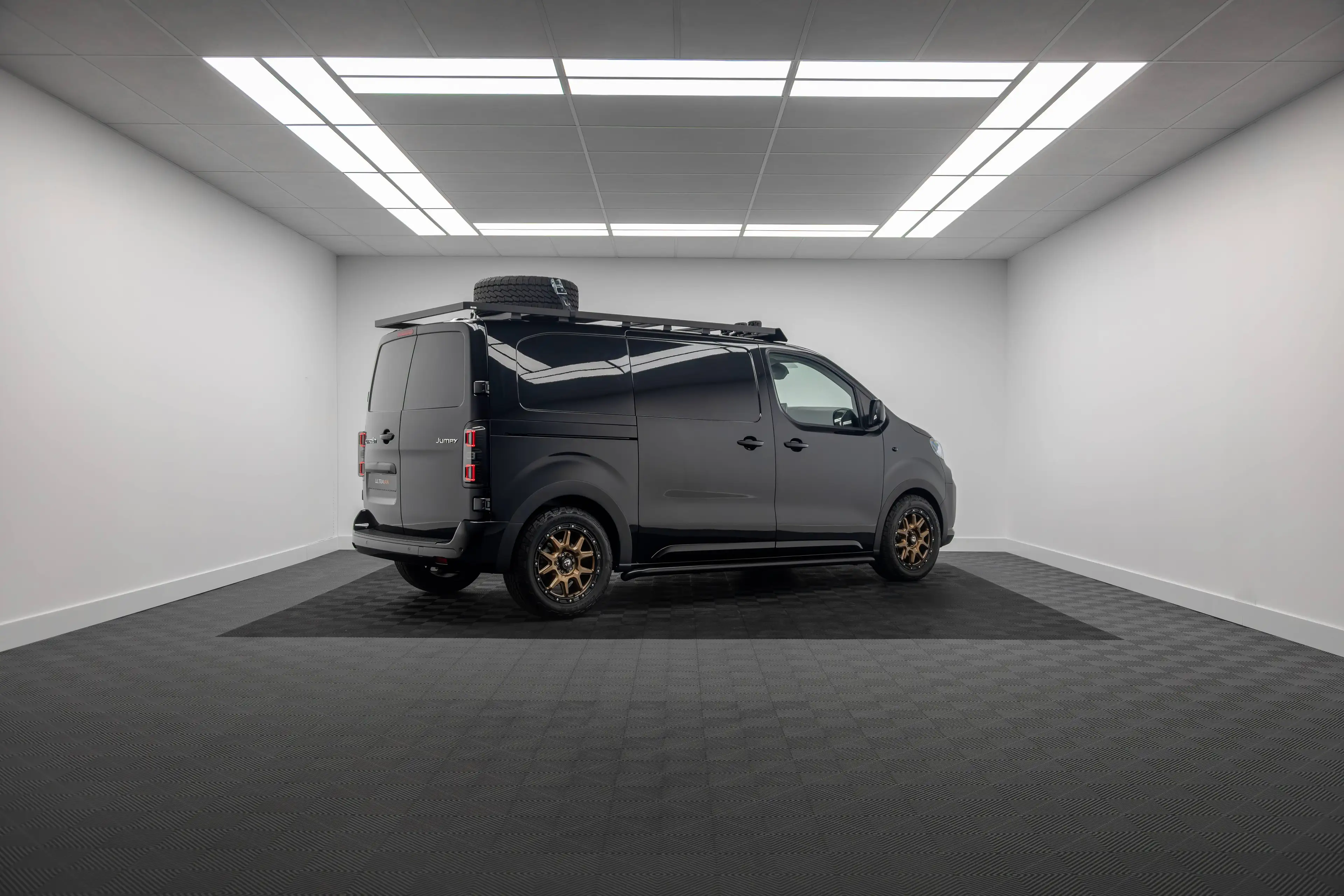 Citroen Jumpy Premium Ultravan || BlueHDi 180 PK || 38.990,00 € Excl. BTW — photo 2