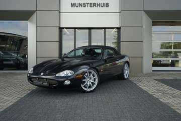 4.0 V8 Convertible | Verwarmde voorstoelen | Cruis