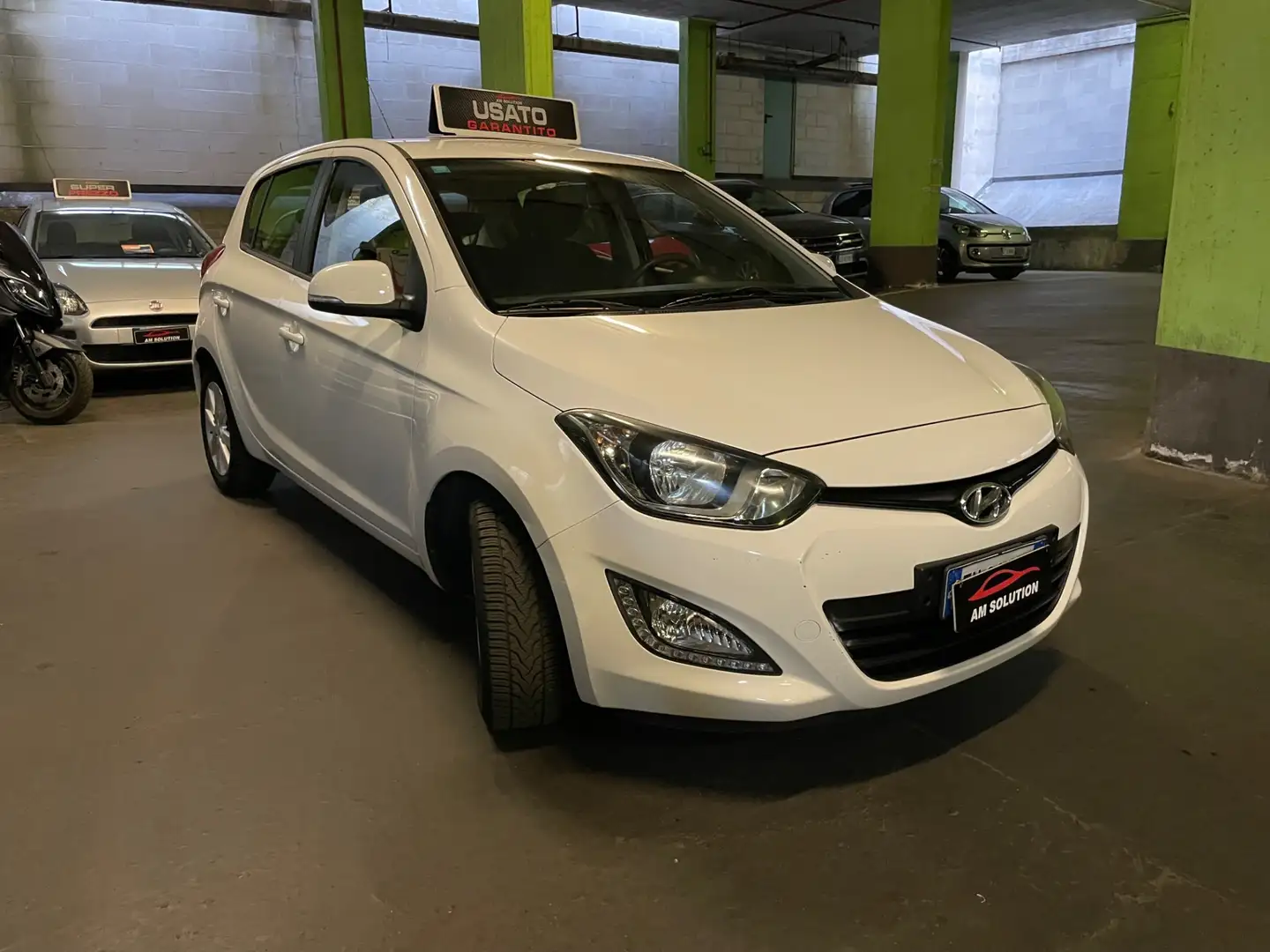 Hyundai i20 1.2 Neopatentati Euro 5 Wit - 2