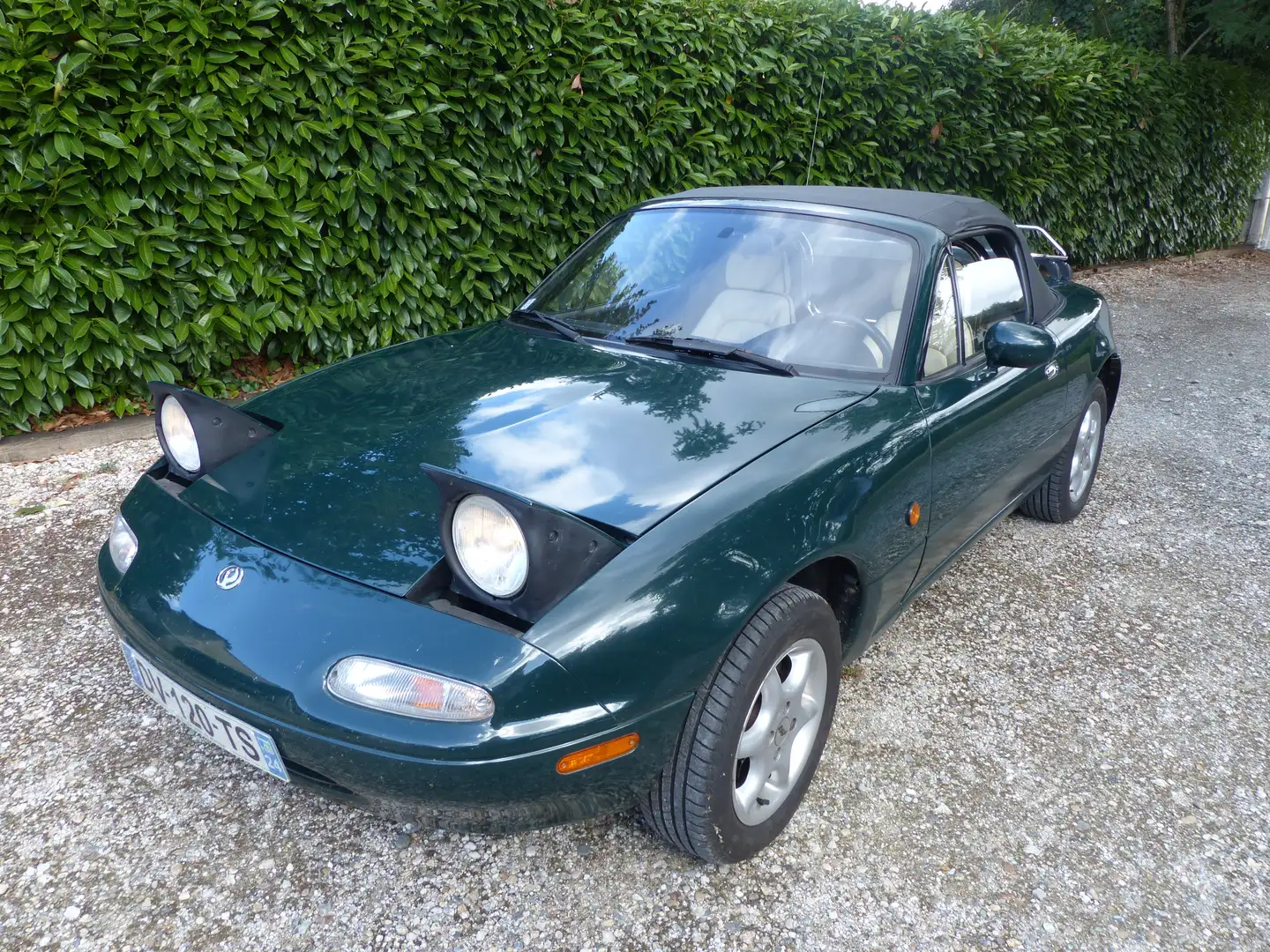 Mazda MX-5 Vert - 2