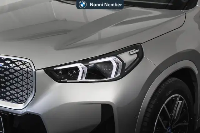 BMW Ix1 view 6