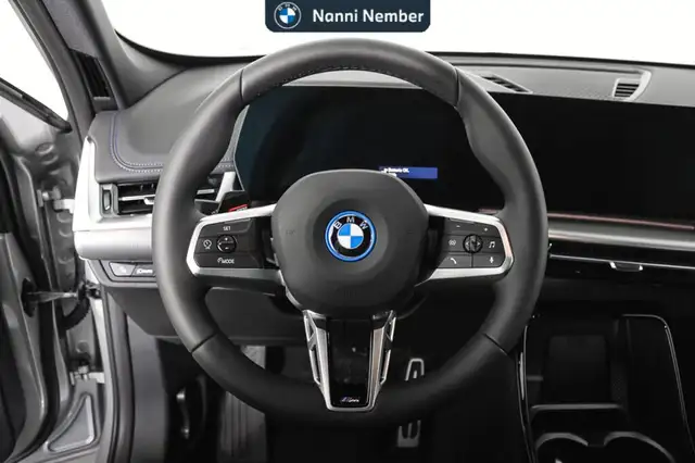 BMW Ix1 view 9
