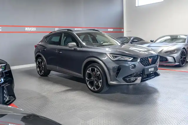 Cupra Formentor view 5