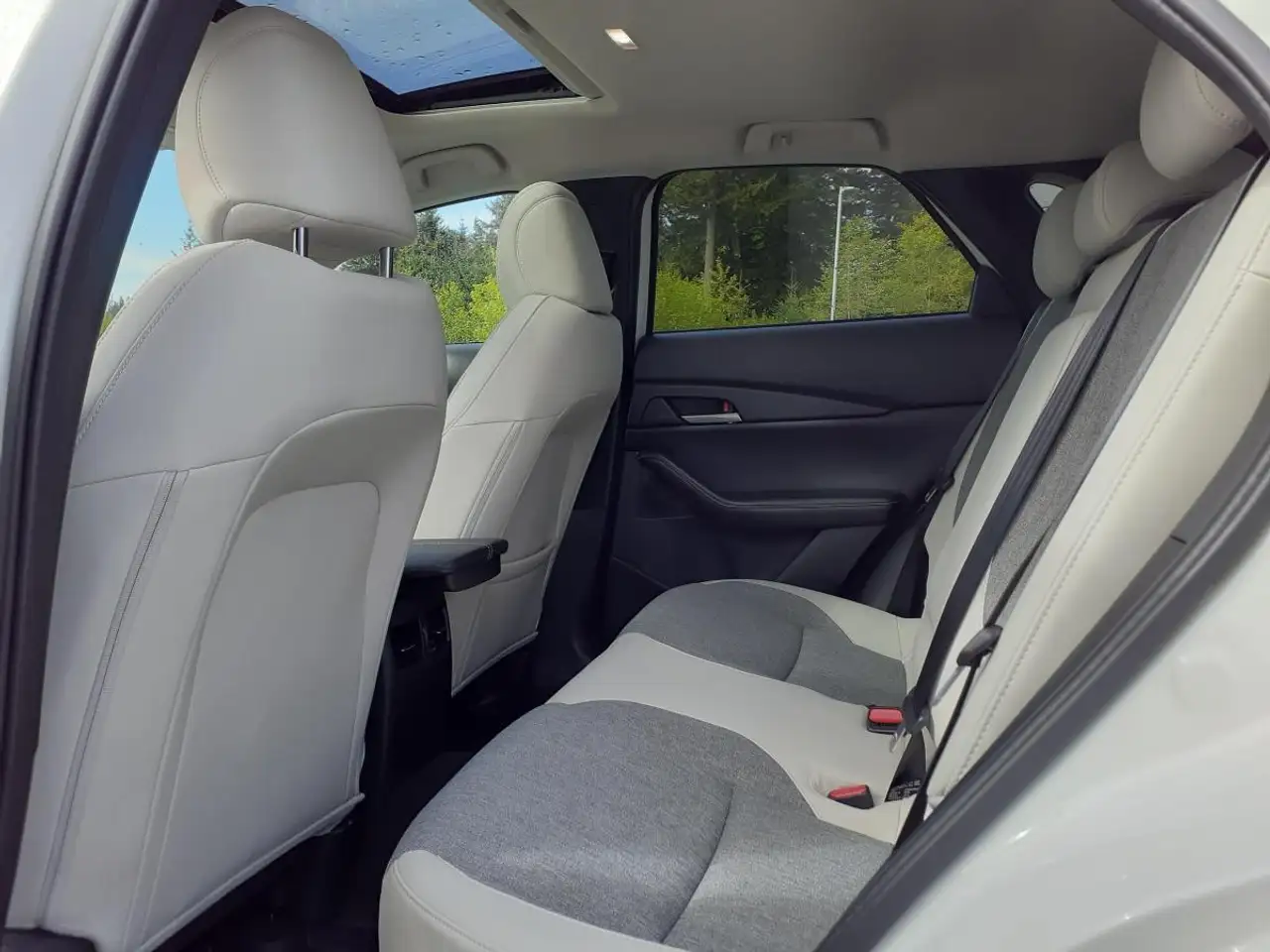 Mazda CX-30 снимка Mazda CX-30
