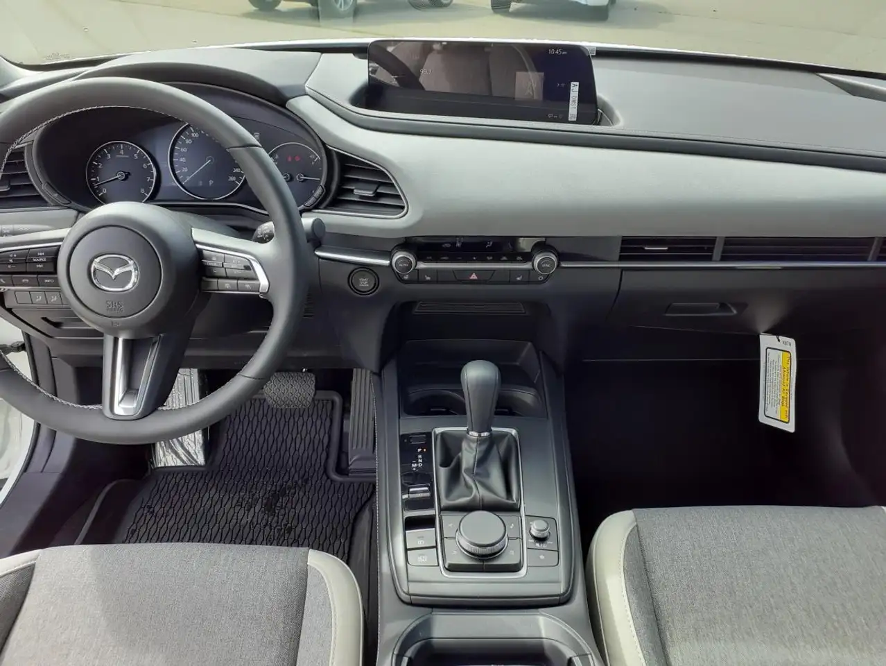 Mazda CX-30 снимка Mazda CX-30