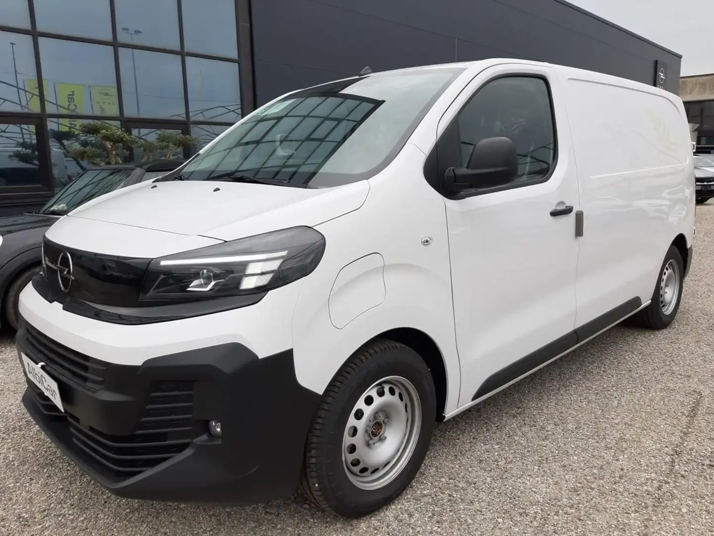 Opel Vivaro 1.5 Diesel 120CV VAN PMEDIO-TN PRONTA CONS Bianco - 2