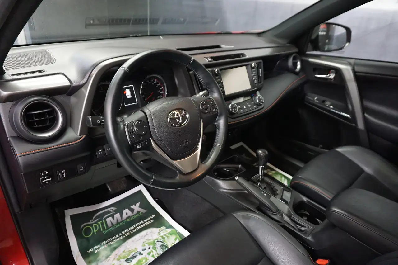 Toyota RAV 4 снимка Toyota RAV 4