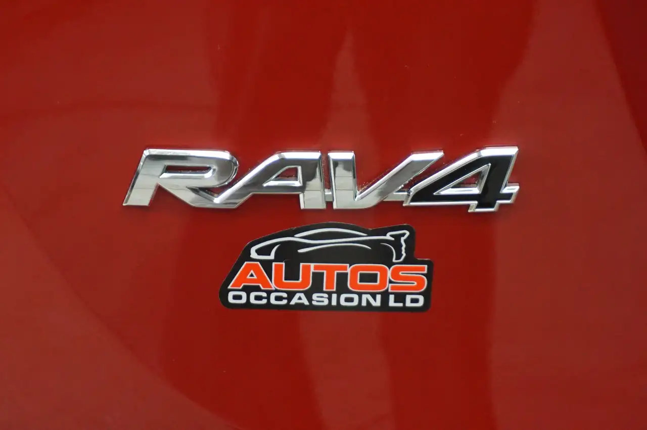 Toyota RAV 4 снимка Toyota RAV 4