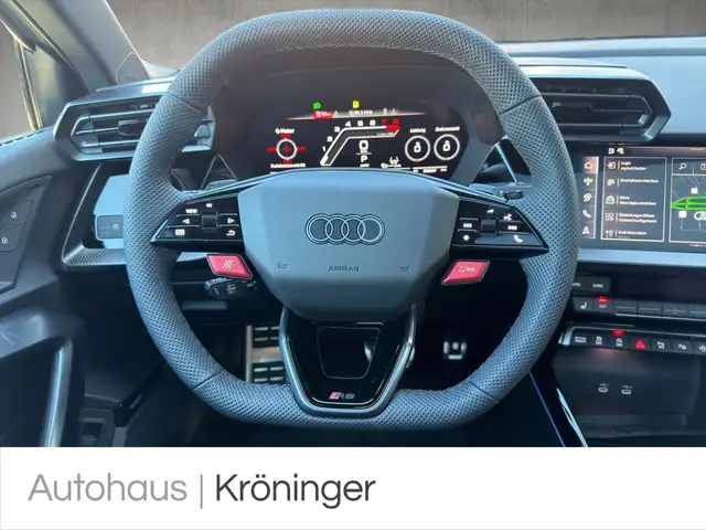 Audi RS3 view 11