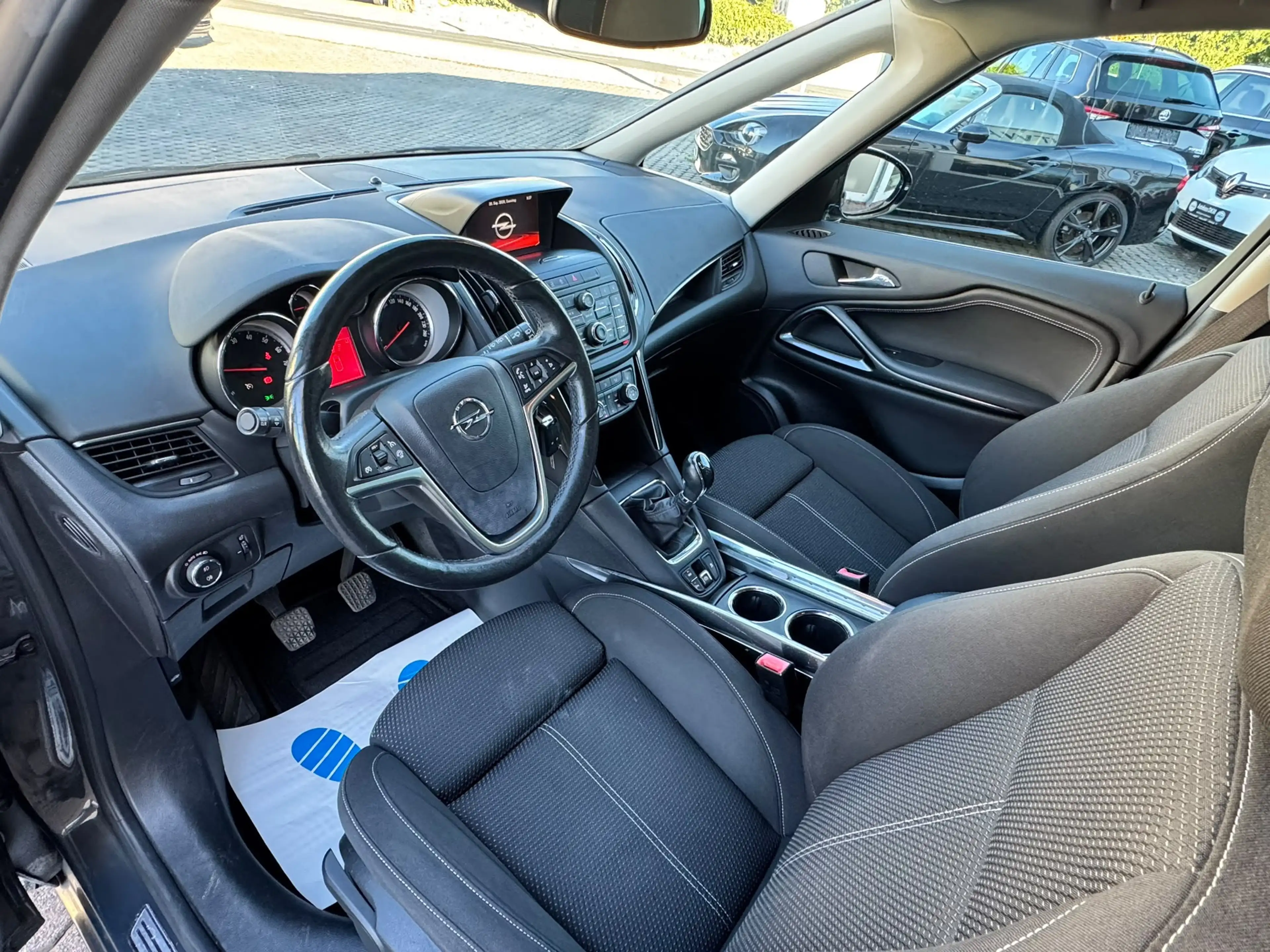 Opel Zafira Innovation — photo 6
