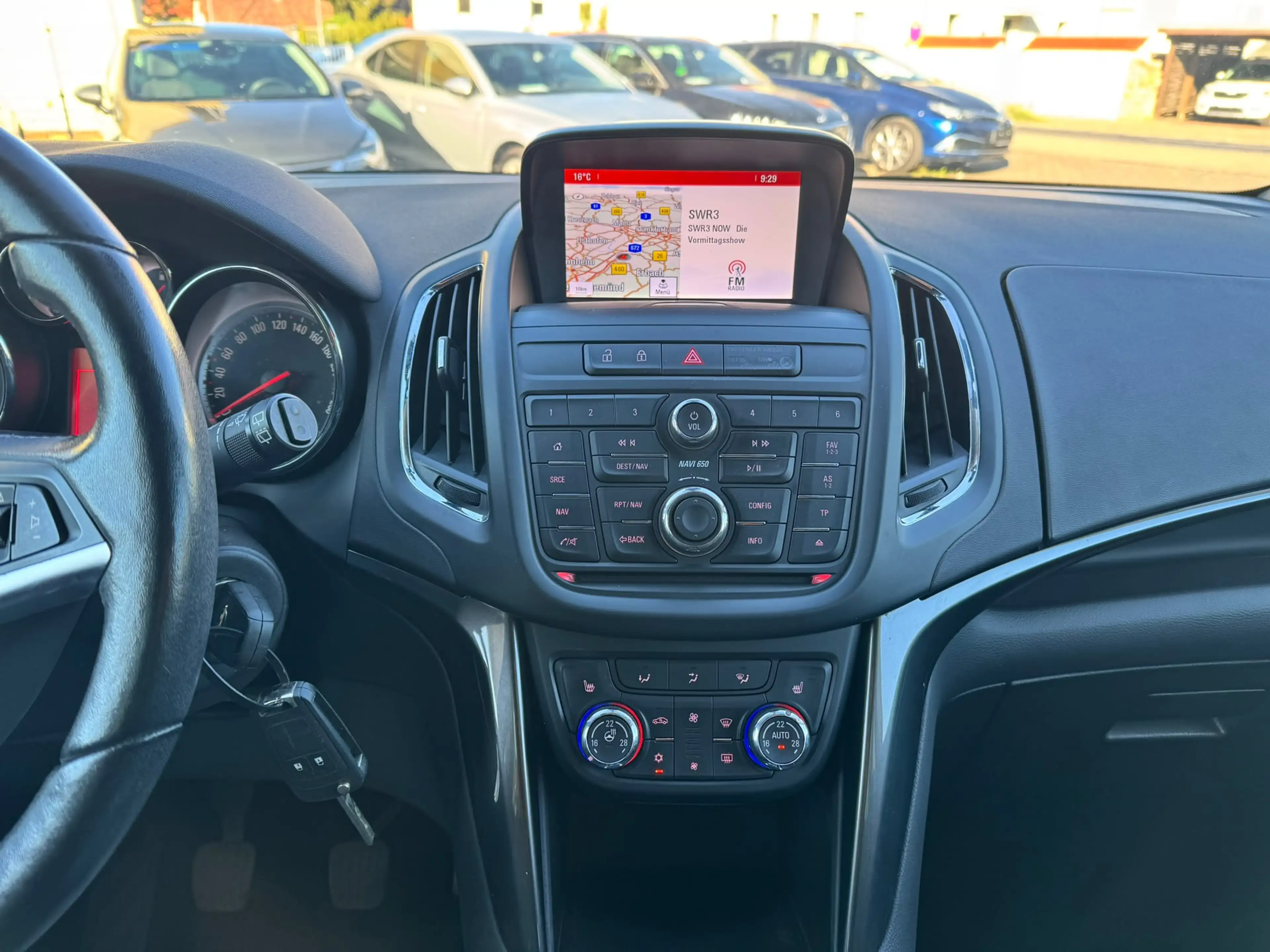 Opel Zafira Innovation — photo 13