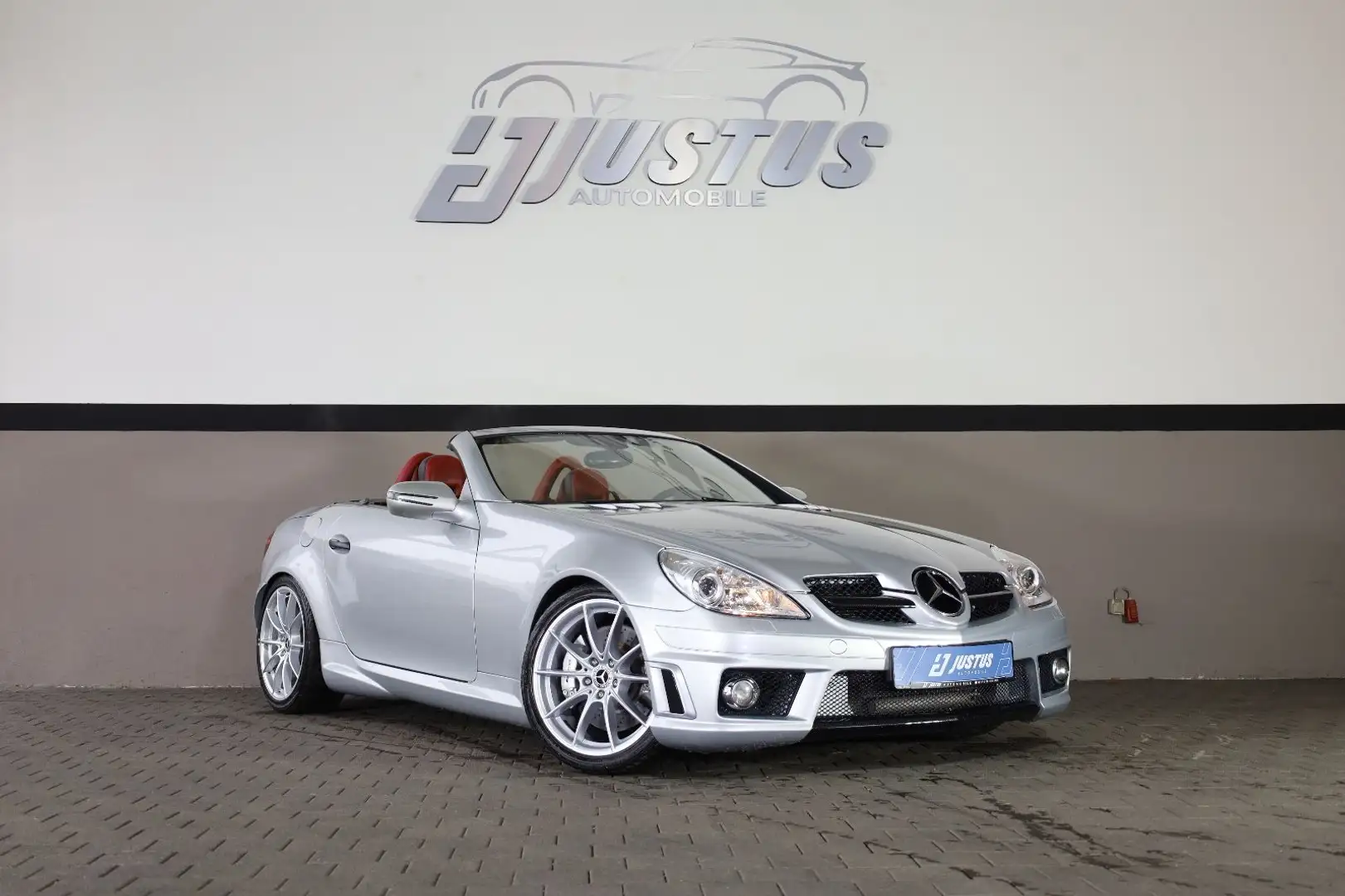 Mercedes-Benz SLK 55 AMG /Kamera/Airscarf/Xenon/TEMP/H&K/R18 Silber - 1