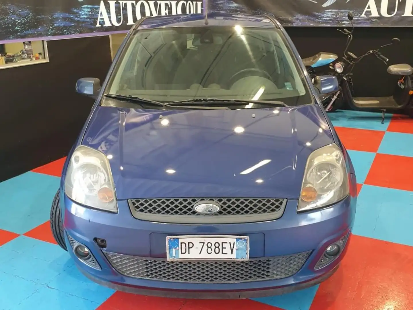 Ford Fiesta Fiesta V 2006 5p 1.2 Ghia Blu/Azzurro - 2