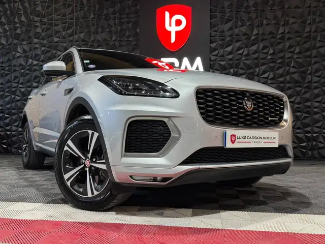 Jaguar E-Pace view 2