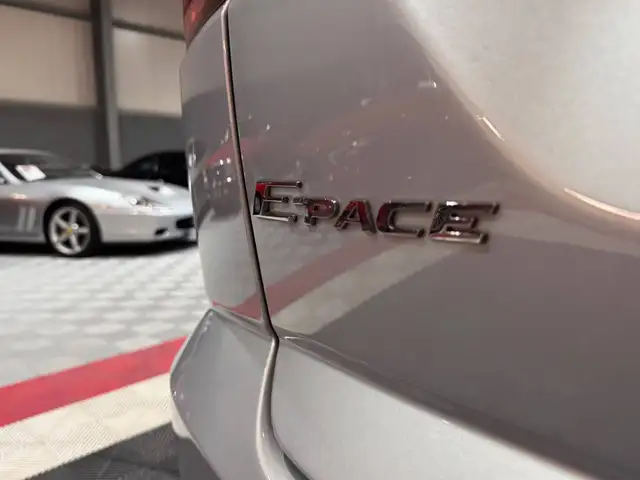 Jaguar E-Pace view 9