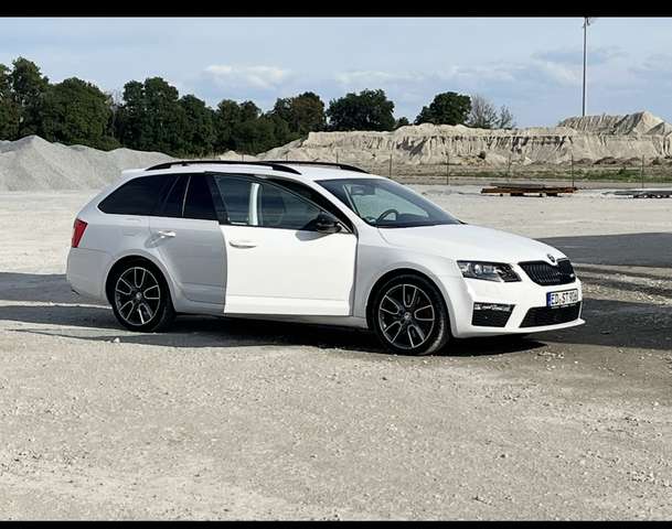 Skoda Octavia Combi 2.0 TDI (Green tec) RS