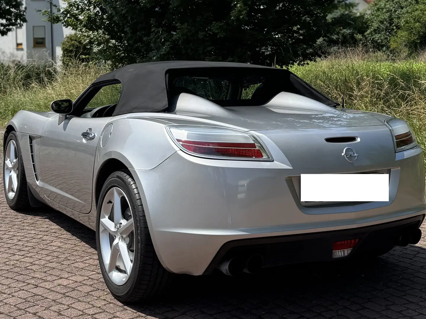 Opel GT GT Silber - 2