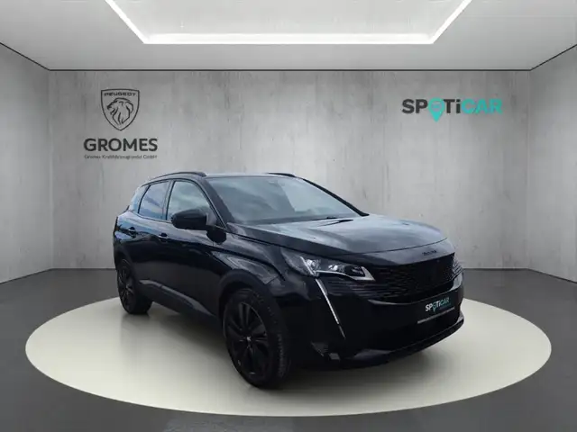 Peugeot 3008 main image