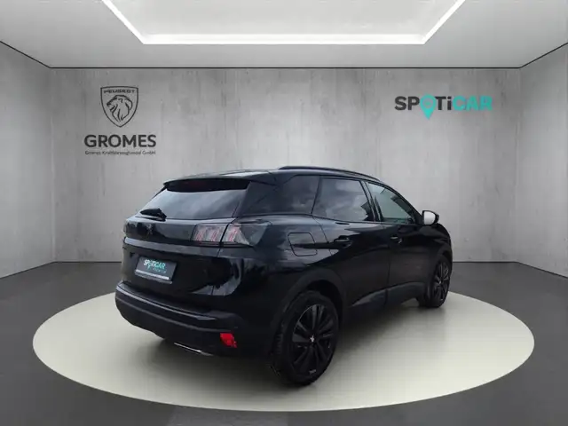 Peugeot 3008 view 3