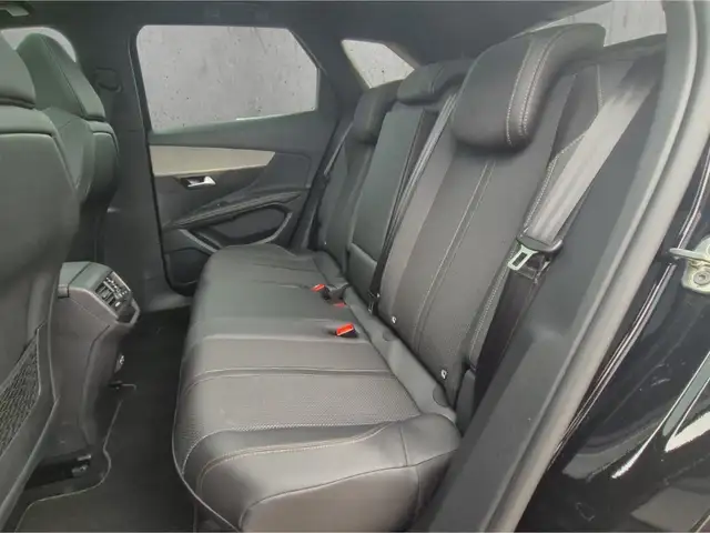 Peugeot 3008 view 8
