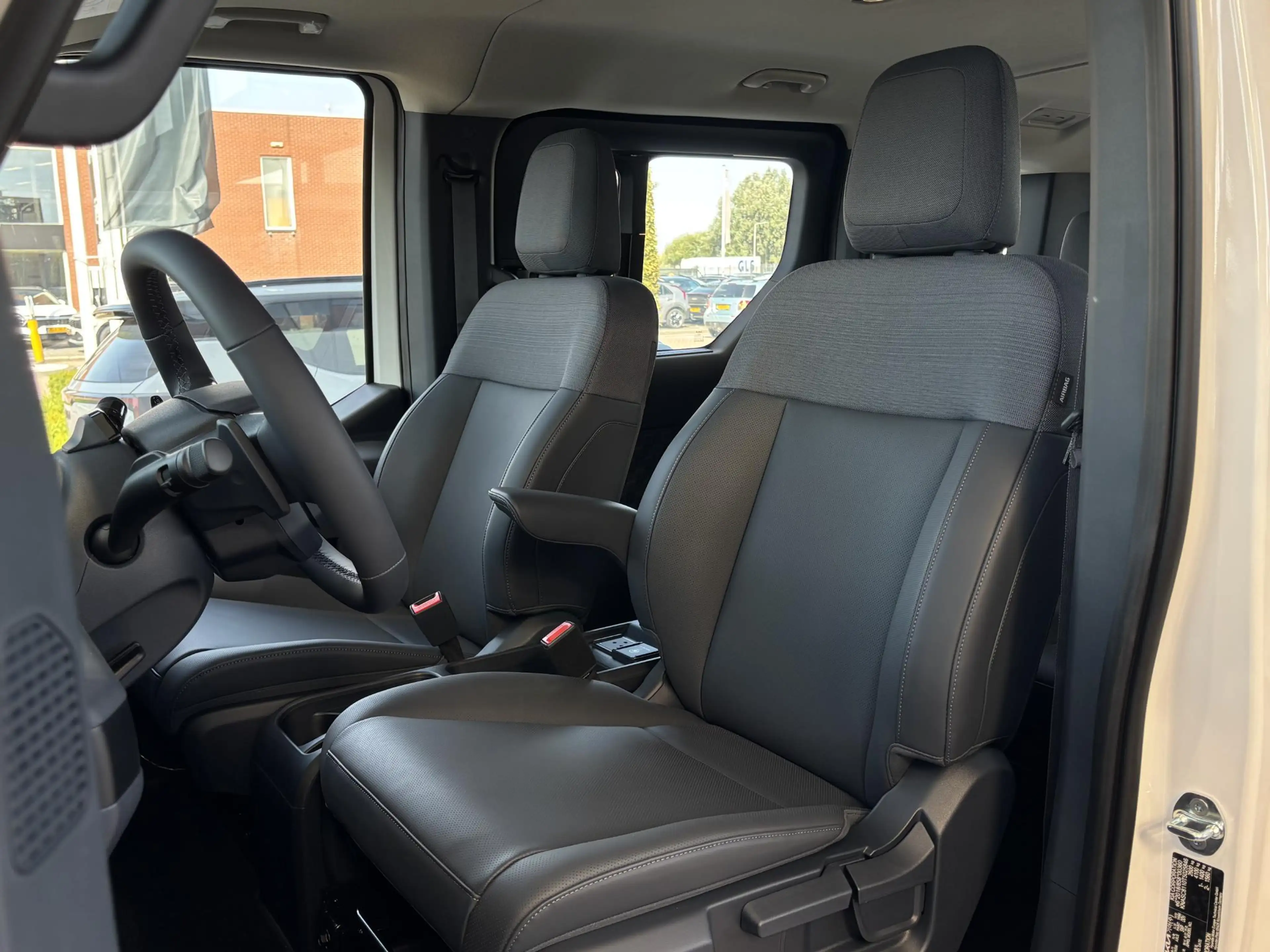 Kia PV5 Passenger Plus 71.2 kWh | 12,9 INCH FULL MAP NAVIGATIE | ACH — photo 2