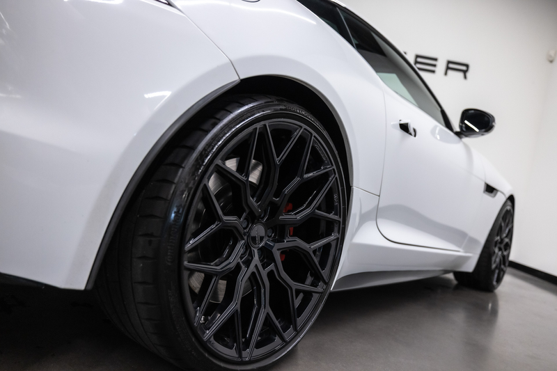 Jaguar F-Type 5.0 V8 R Coupé — photo 30
