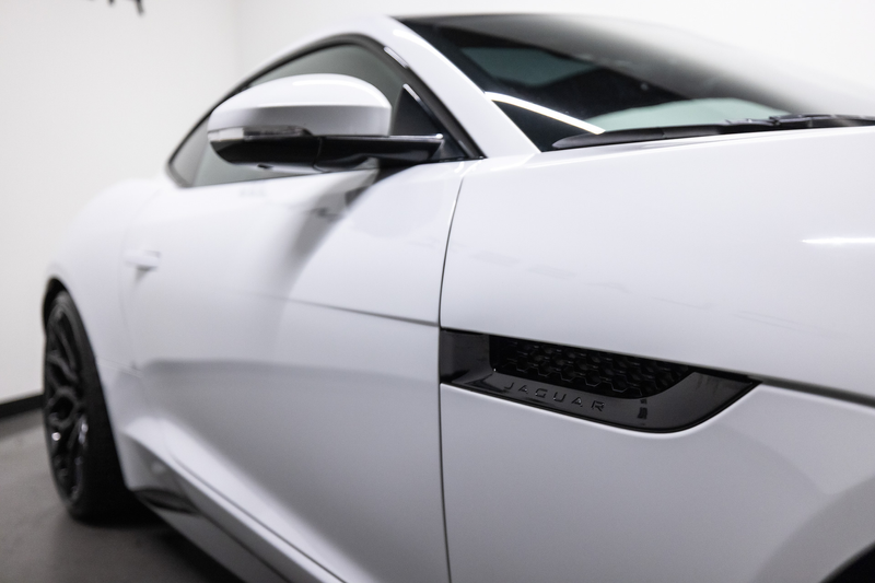 Jaguar F-Type 5.0 V8 R Coupé — photo 12
