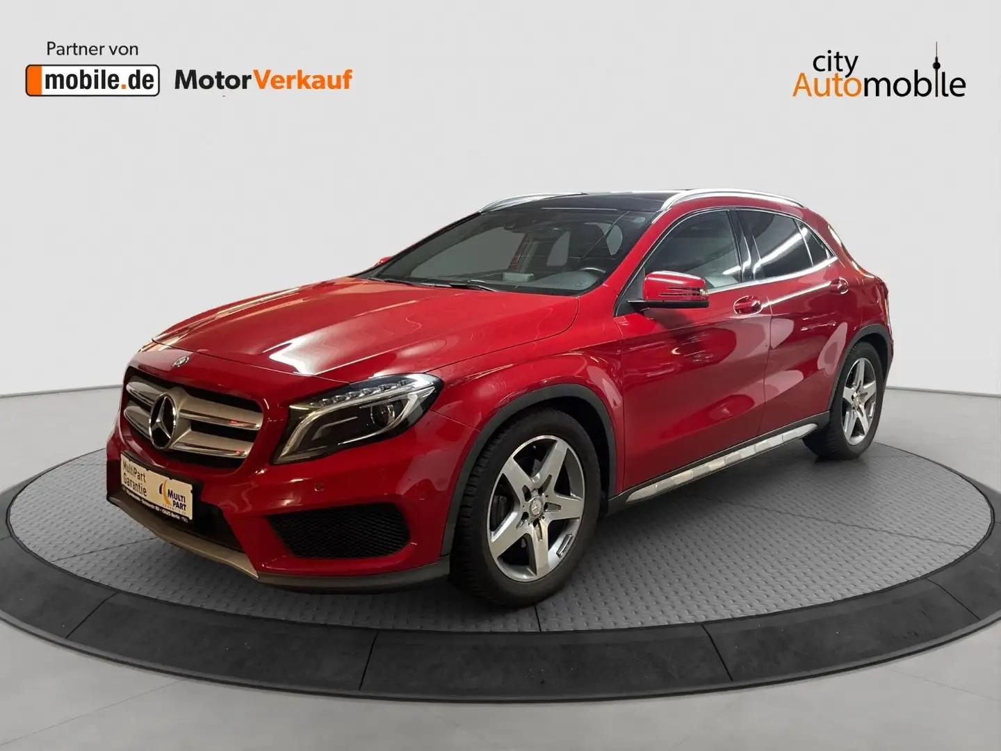 Mercedes-Benz GLA 220 CDI 4Matic/Pano-Dach/Alcantara/SHZ/Navi Rot - 1