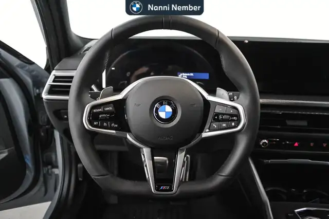 BMW 3 Series view 14
