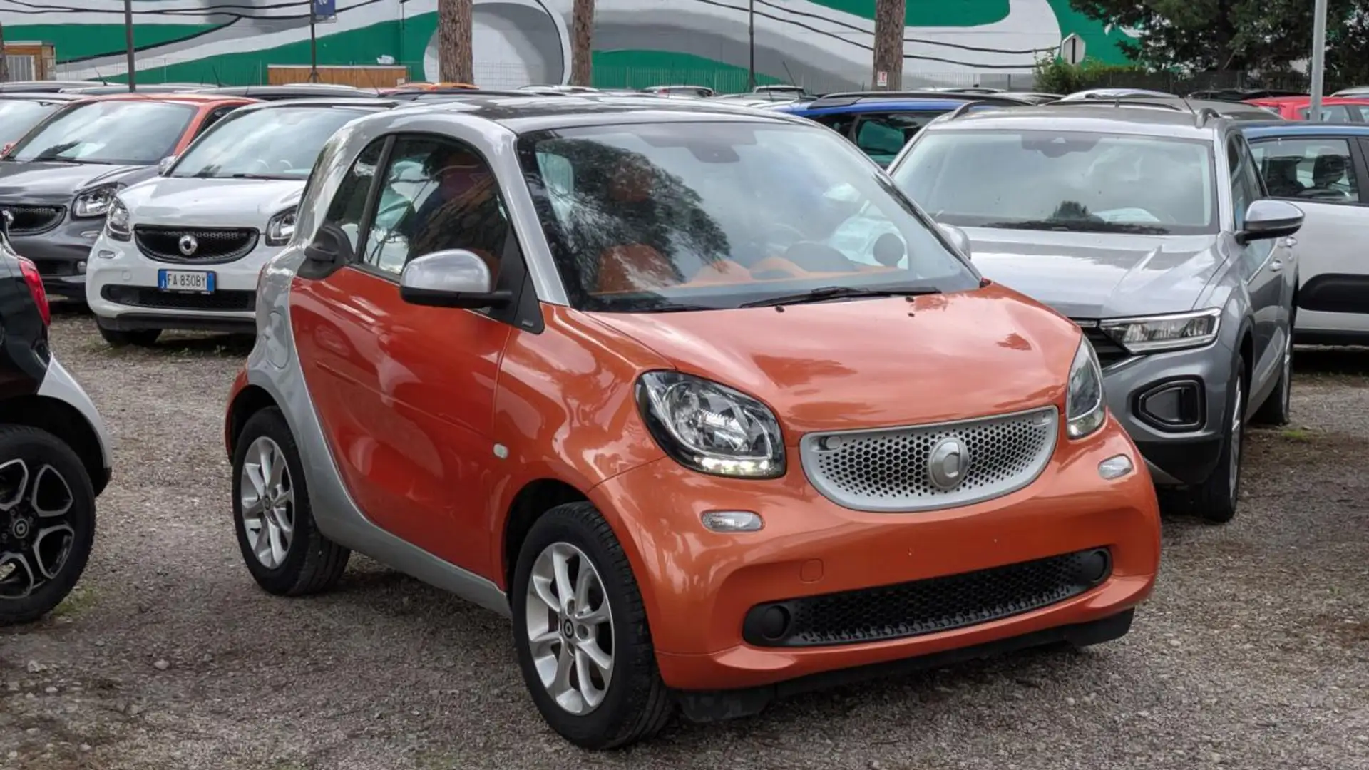 smart forTwo 1.0cc 71cv TETTO PANORAMICO CRUISE CONTROL Naranja - 2