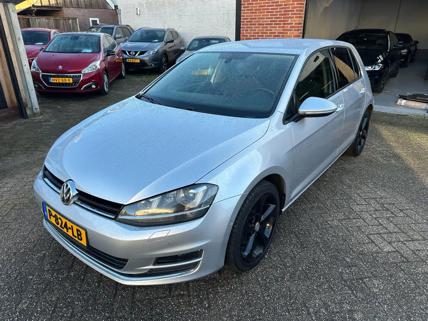 Volkswagen Golf 1.4 TSI Highline AUTOMAAT-CRUISE-CLIMA-PDC Grijs - 2