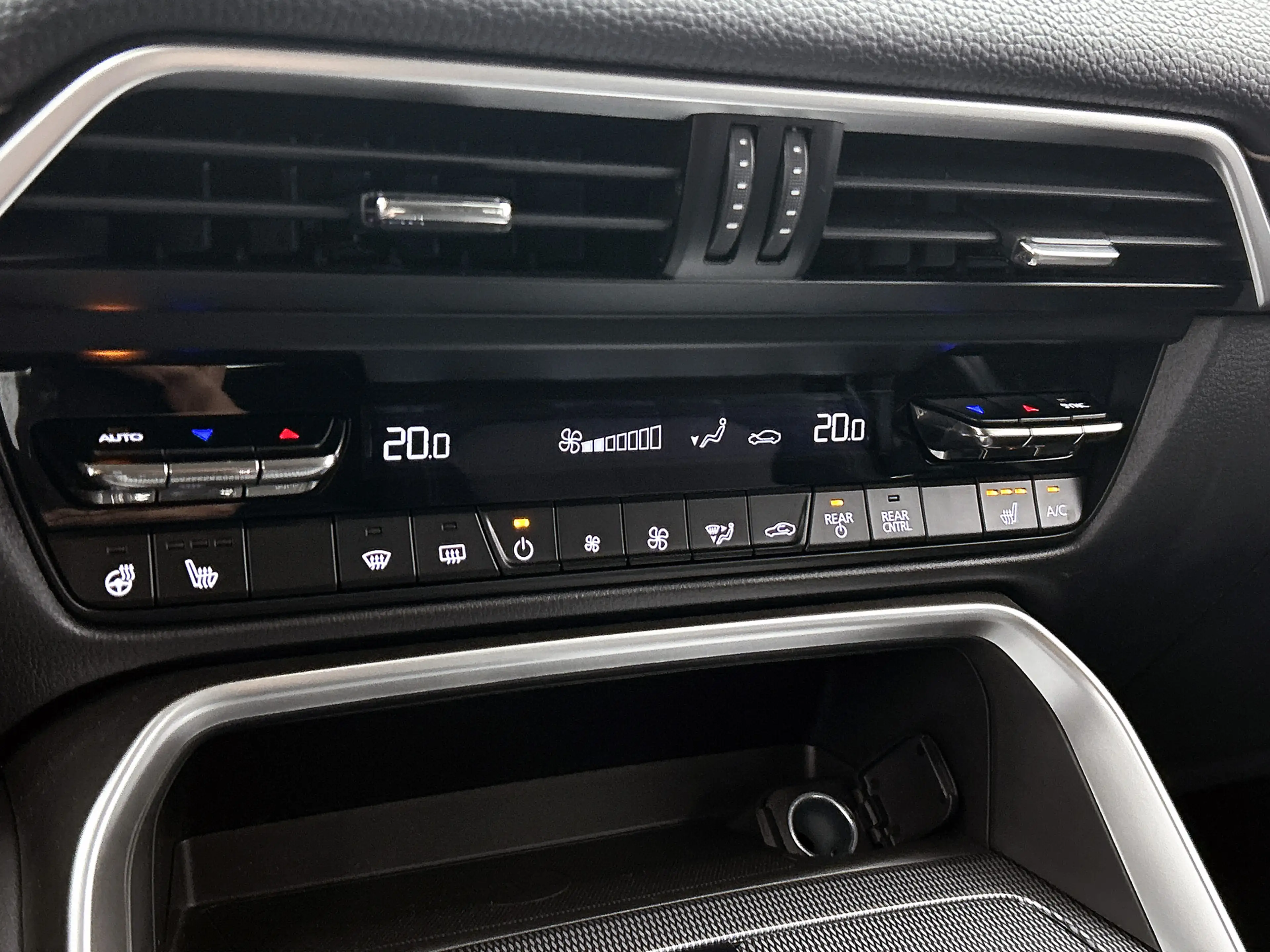 Mazda CX-80 2.5 e-SkyActiv PHEV Exclusive-Line | Bose | Elektr — photo 10