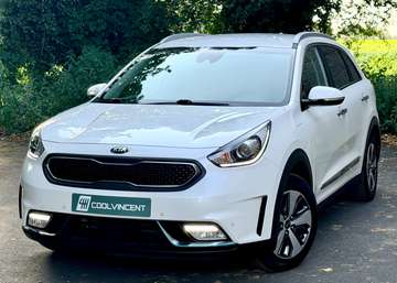 PLUG IN HYBRID // FULL OPTION // PREMIERE MAIN