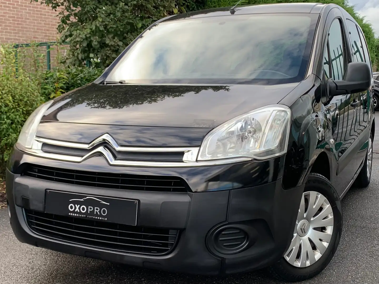 Citroen Berlingo 1.6Essence / Multispace / 5 Places / PRIX EMPORTER Noir - 1