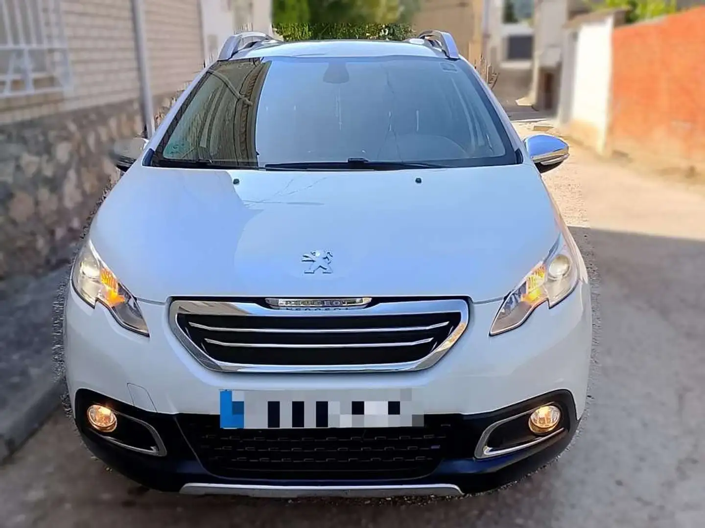 Peugeot 2008 1.6 BlueHDI Allure 100 Blanco - 1