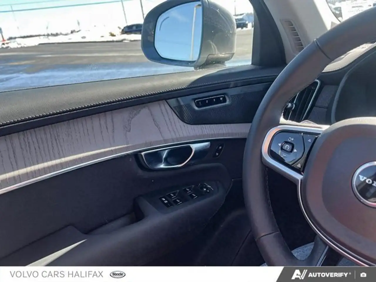 Volvo XC90 снимка Volvo XC90