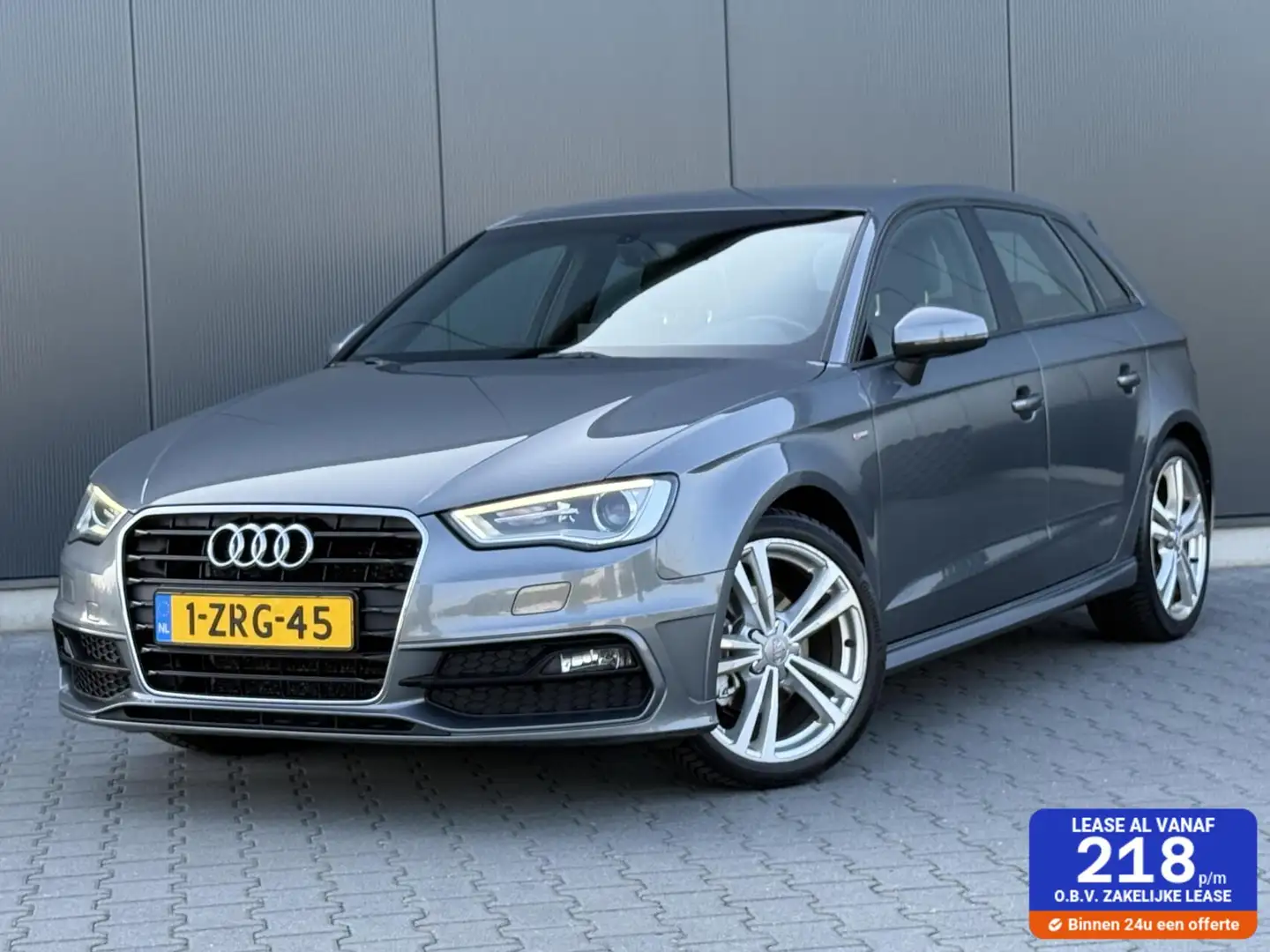 Audi A3 Sportback 1.4 TFSI Ultra 2x S-Line - Xenon - Navi Grijs - 1