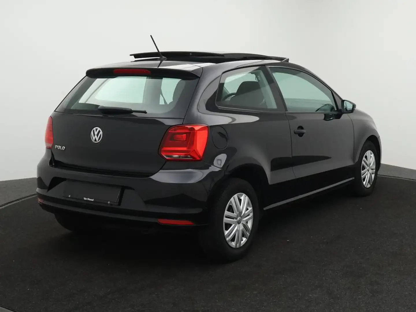 Volkswagen Polo Polo Trendline 1.0MPI 60PK *PANORAMISCH DAK*RADIO* Noir - 2