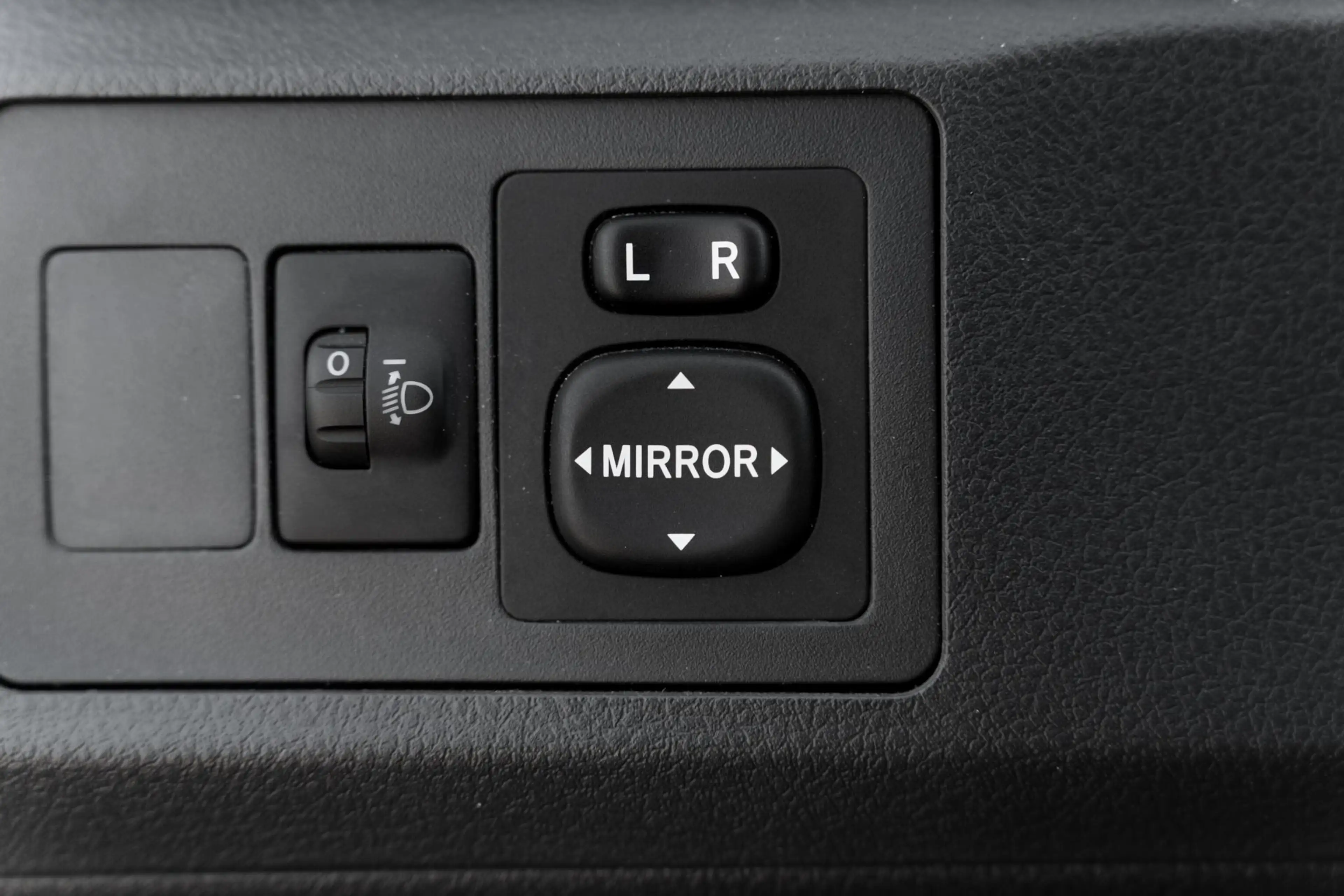 Toyota Verso 1.6 VVT-i Aspiration — photo 26